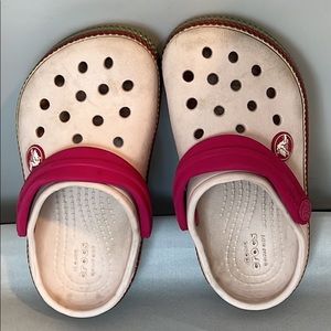 CROCS Girls’ pink with rainbow crocband, Size 8